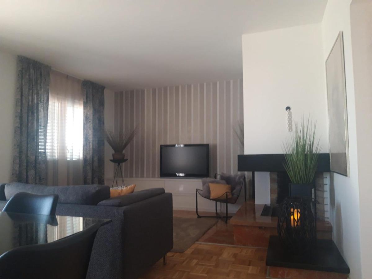 Apartment Apartman L&d Split